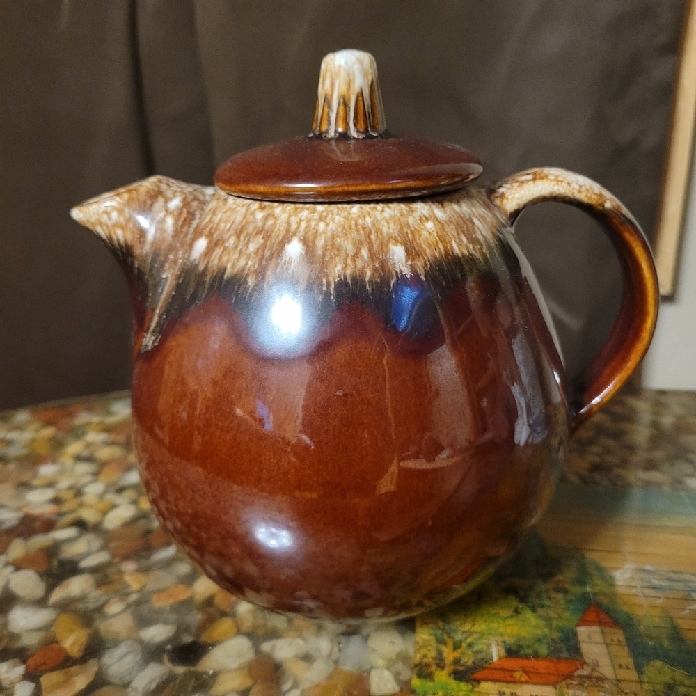 Vintage Hull Pottery Brown Drip Ball Shaped Tea‎ Pot & Lid with plate USA